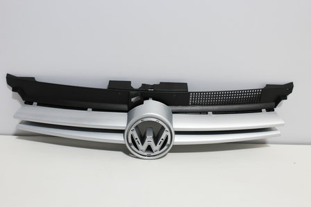 K&uuml;hlergrill Volkswagen Golf 4 REFLEXSILVER (LA7W)